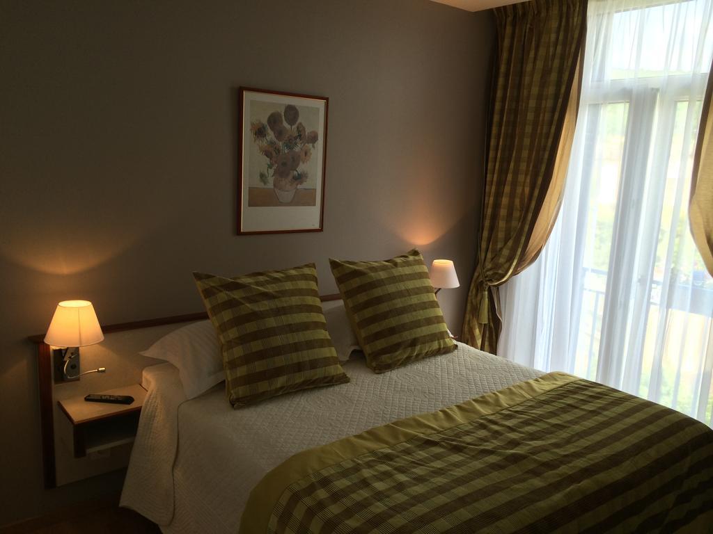 Bellevue Hotel Châtel-Guyon Esterno foto