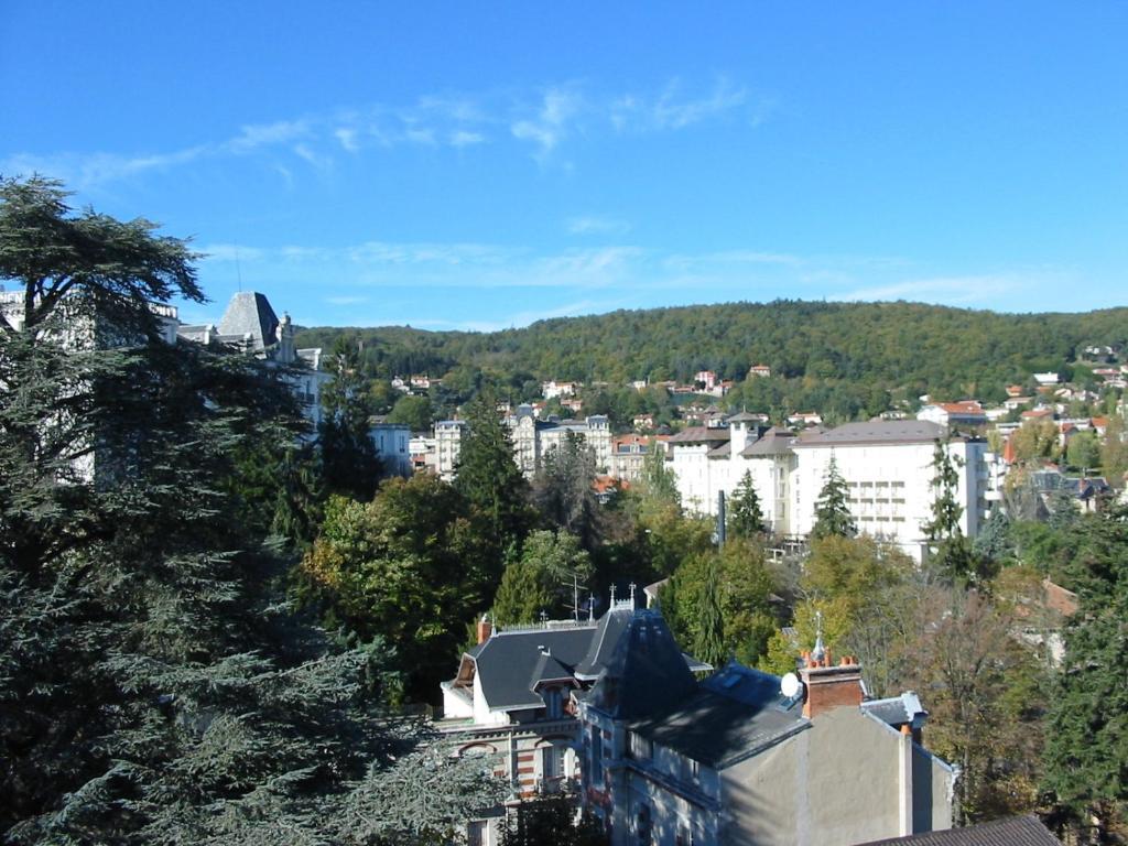 Bellevue Hotel Châtel-Guyon Esterno foto